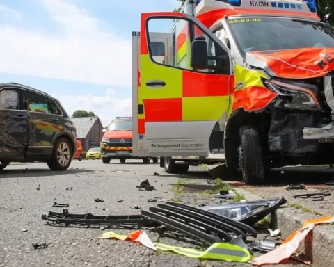 rettungswagen unfall wiemersdorf folgen