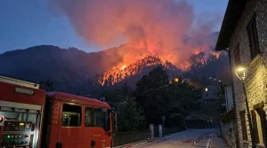 gardasee-feuer-tignale-evakuierung