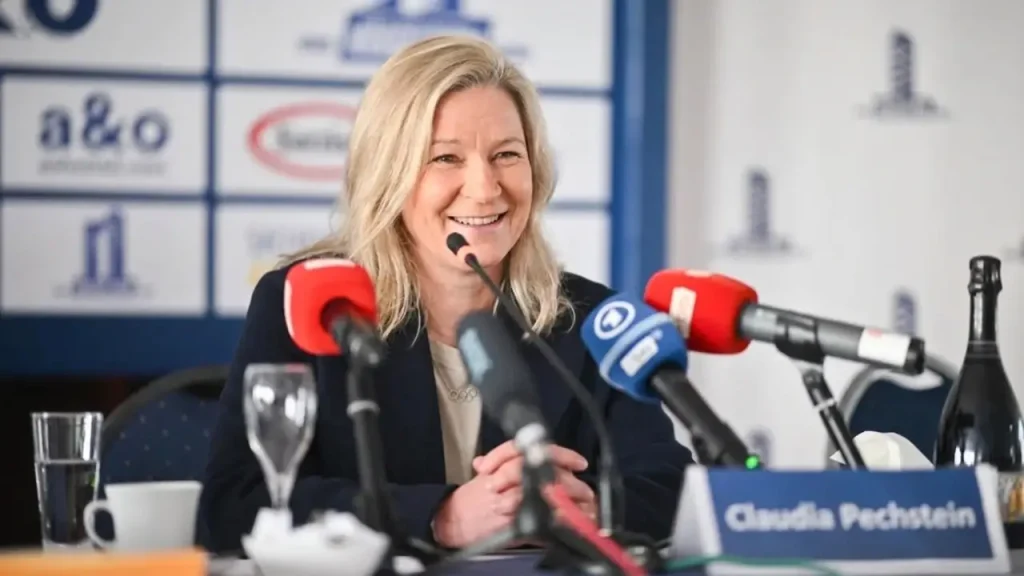 claudia-pechstein-bundestrainerin-eisschnelllauf