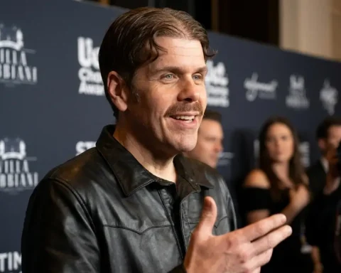 perez-hilton-klinik-livestream