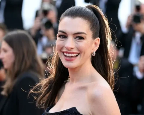 anne-hathaway-adidas-tokyo