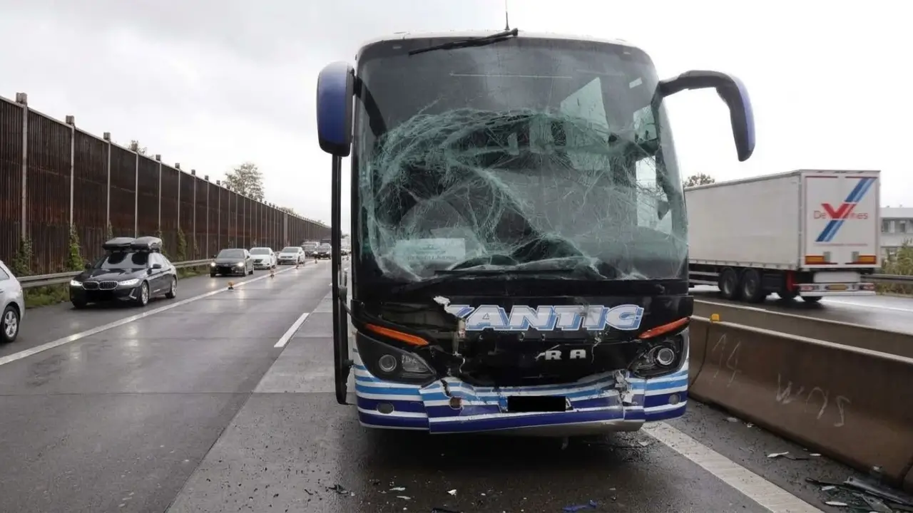 a5-busunfall-heidelberg-stau