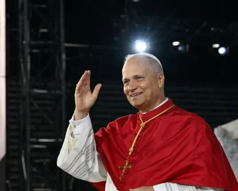 papst-leo-lungenoperation-vatikan