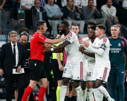real-madrid-vinicius-villarreal-rot