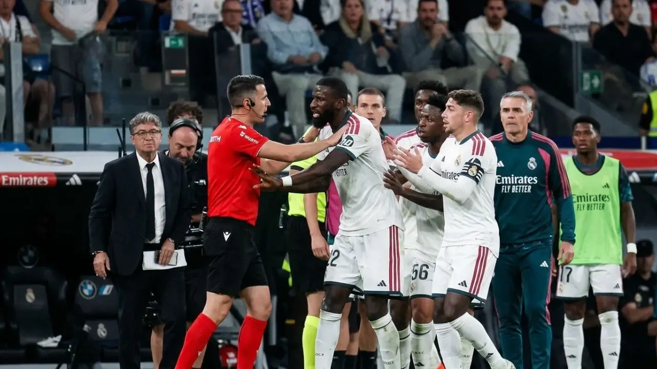 real-madrid-vinicius-villarreal-rot